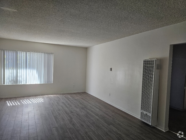Building Photo - 2232 E Lenita Ln Rental