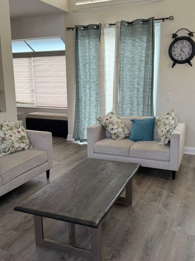 Photo - 192 Pasto Rico