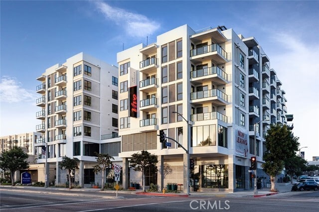 Building Photo - 511 S Harbor Blvd Unit 604