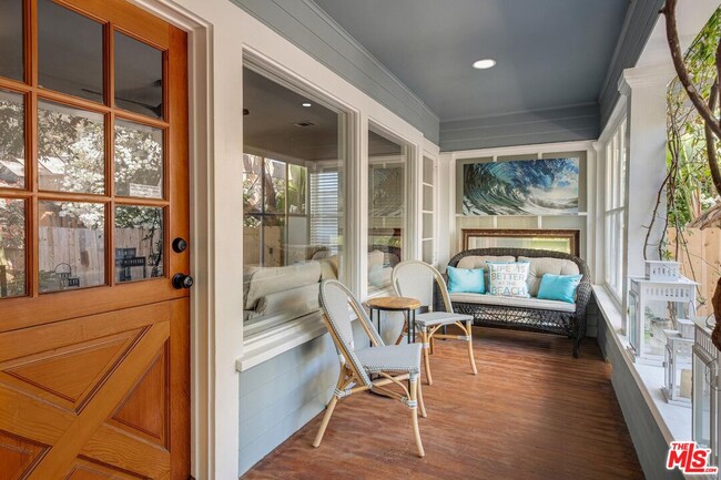 Building Photo - 38 19th Ave