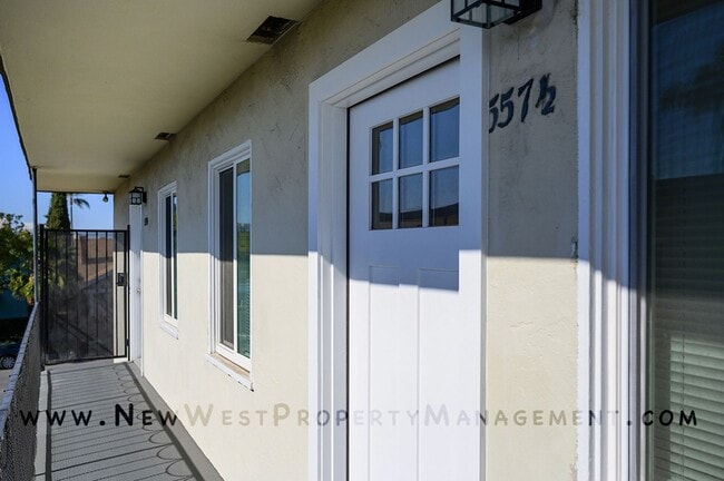 Photo - 557 22nd St Unit 1/2