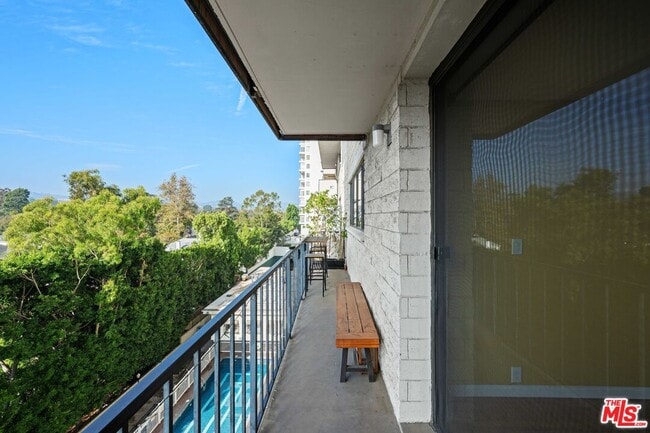 Photo - 10535 Wilshire Blvd Unit 904