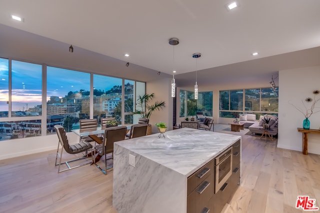 Building Photo - 17350 W Sunset Blvd Unit 306 Rental