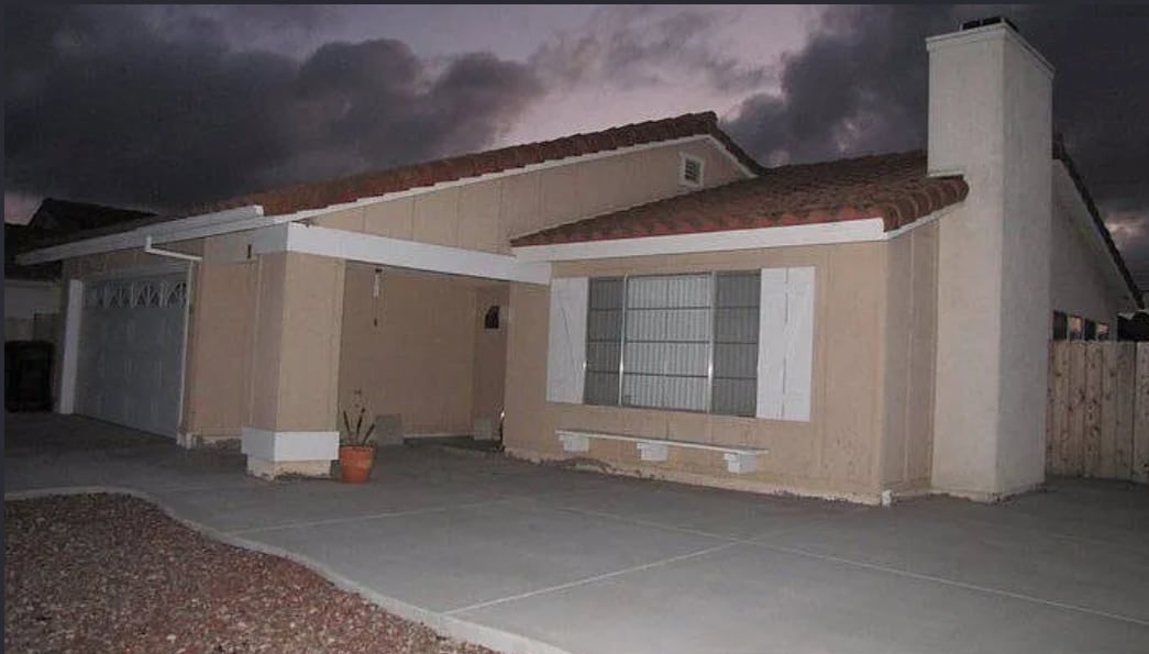 Photo - Kamwood Place #1