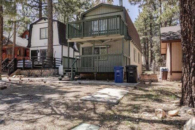 Photo - 336 Spruce Ln