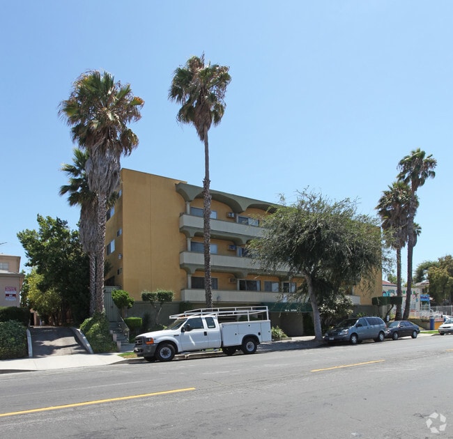 Building Photo - 124 Rental
