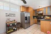 Photo - 609 N Doheny Dr Unit C