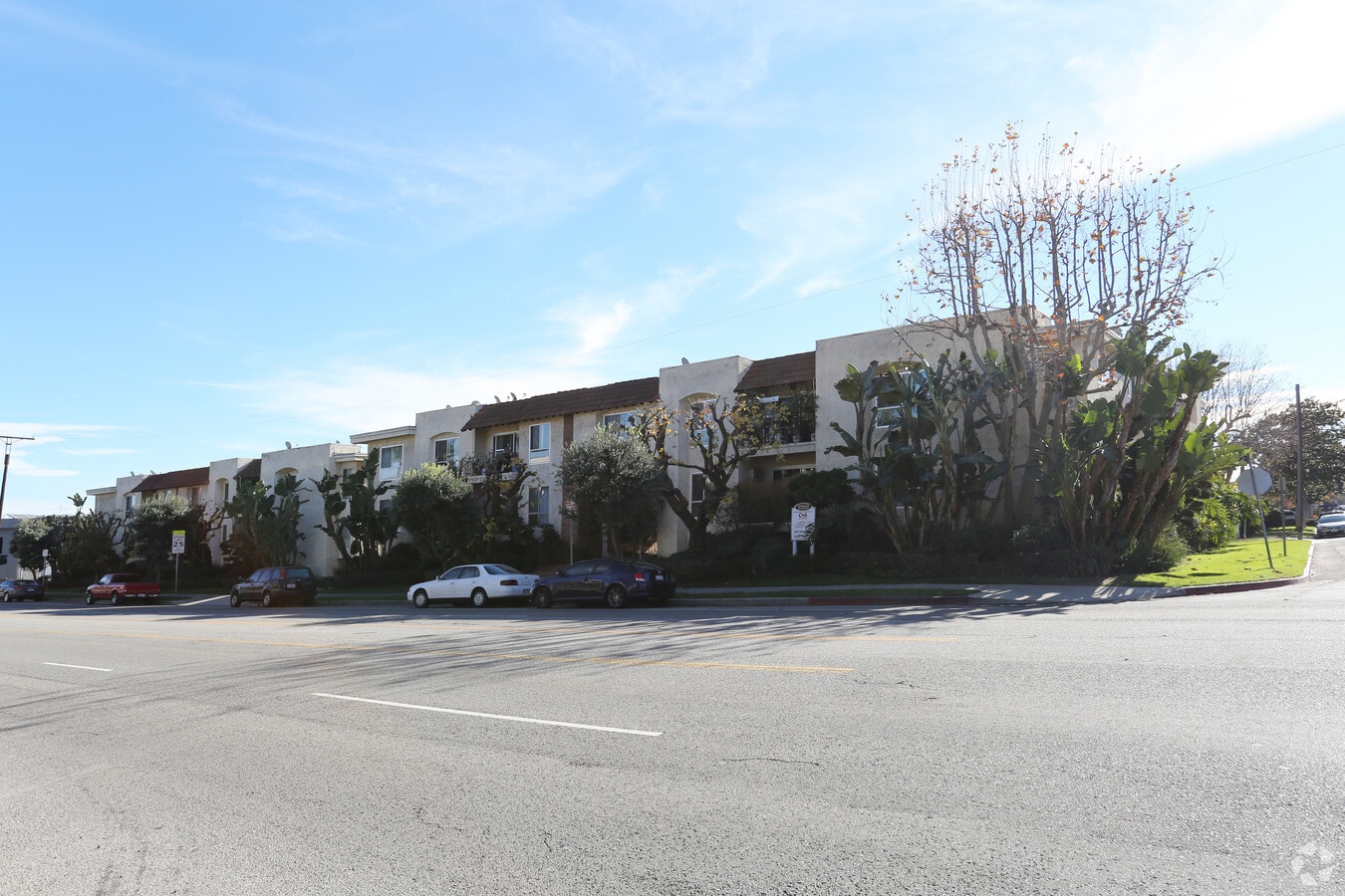 10920 Palms Blvd - 10920 Palms Blvd Apartments