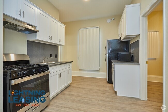 Building Photo - 1822 11th Pl Unit 4D Rental