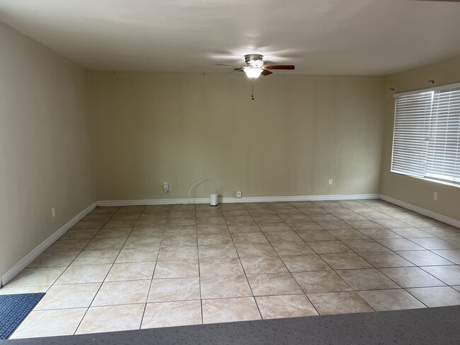 Photo - 1070 Fifth Ave