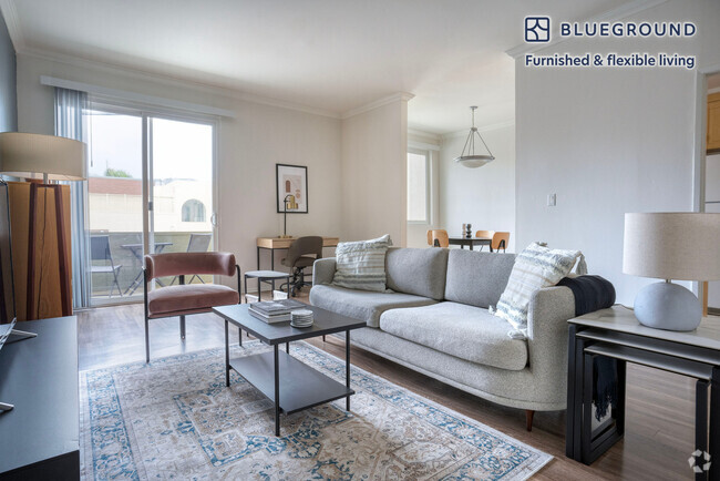 Building Photo - 467 Arnaz Dr Rental