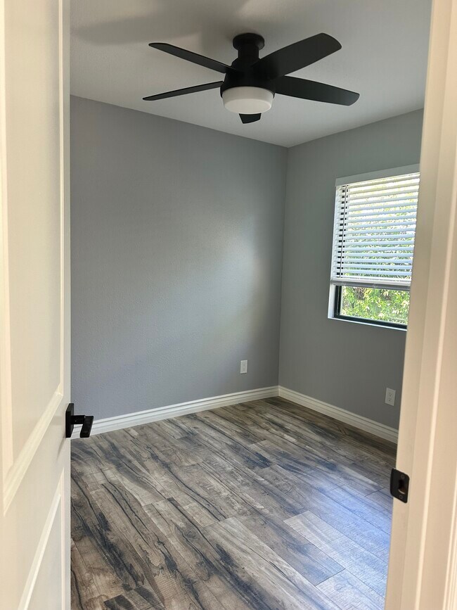 Photo - 620 Wilshire Pl