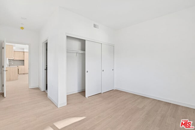 Photo - 2521 S Orange Dr