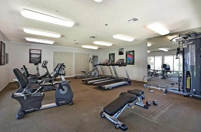Photo - 432 Edgehill Ln Unit #129