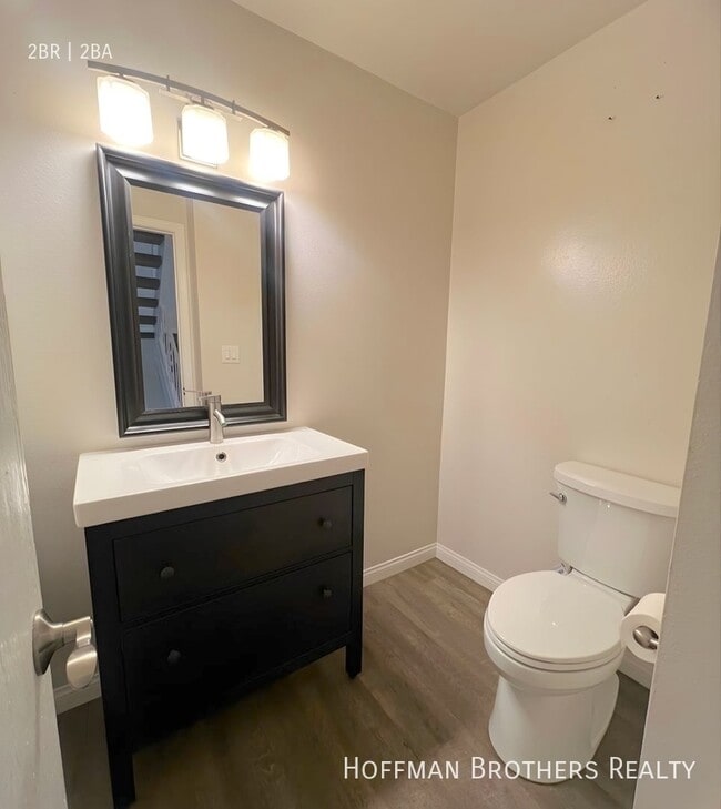 Photo - 2422 Graham Ave Unit 114