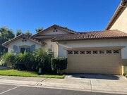 Photo - Spacious single story 2-bed with an office for rent