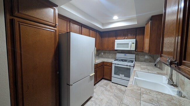 Photo - 1300 Mayflower Ave