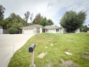 Photo - 3 Bedroom/2 Bathroom Private Home with Lar...