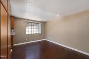 Photo - 64 N Oak Ave