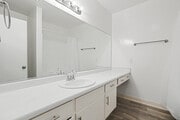 2BR, 2BA - 1,200SF - Bathroom - Regency Gardens Apartments