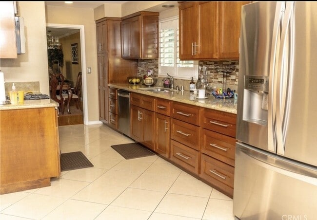 Photo - 24314 Berendo Ave