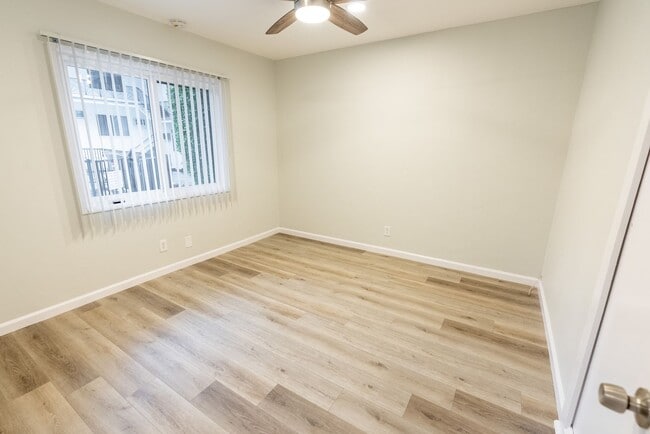 Photo - 7057 Lanewood Ave