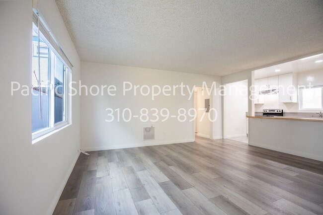 Building Photo - 24 27th Pl Unit 2 Rental