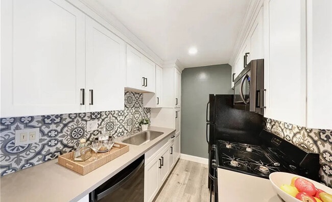 Building Photo - 1 bedroom/1bathroom