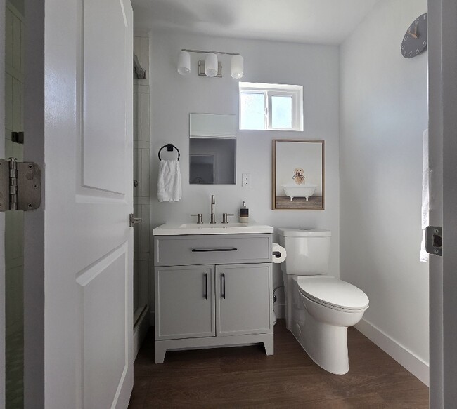 Photo - 6611 Winnetka Ave