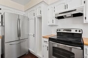 Photo - 4800 Williamsburg Ln Unit 223