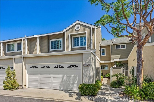 Photo - 21 Mistral Townhome