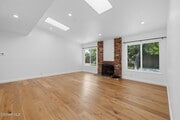 Photo - 5844 Conifer St