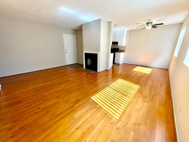 Photo - 430 E San Jose Ave Unit F