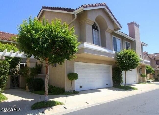 Located in beautiful Wood Ranch, this home... - Located in beautiful Wood Ranch, this home...