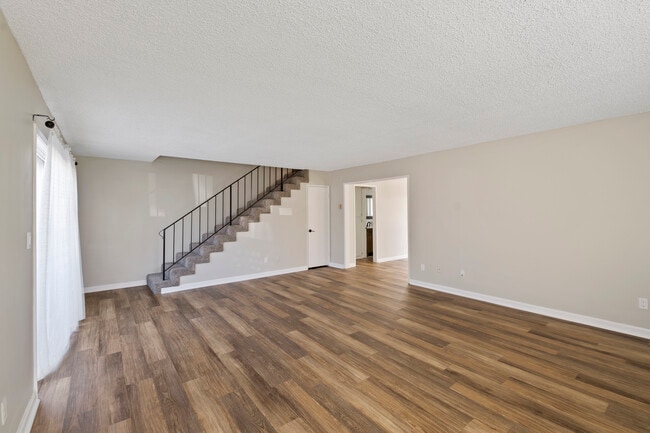 Photo - 1909 Harriman Ln Unit 1