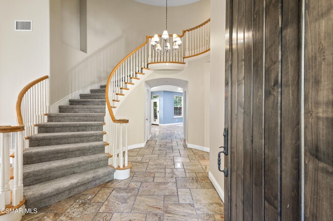 Photo - 516 Rustic Hills Dr