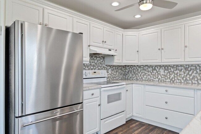 Photo - Live in Luxury: Spacious Sanctuary - Oceanfront Condo View Home with Mesmerizing Pacific Views