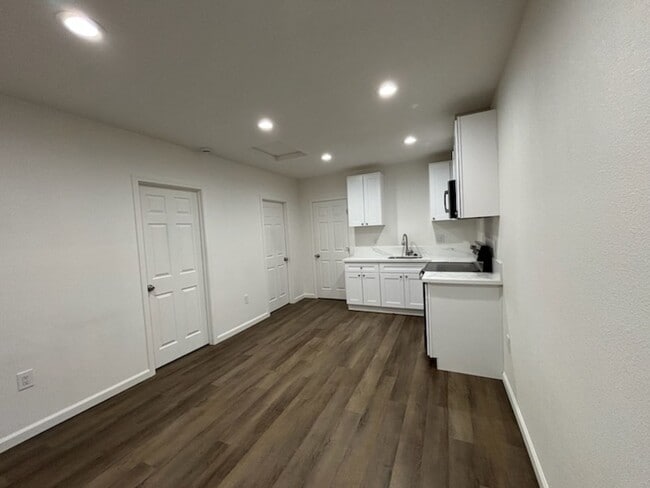 Photo - 1455 Laramie Ave Apartment Unit 3