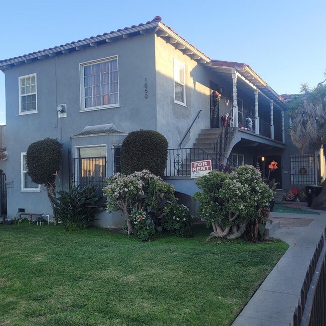 Photo - 1050 W 84th Pl