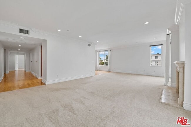 Photo - 1337 Wellesley Ave Unit 401