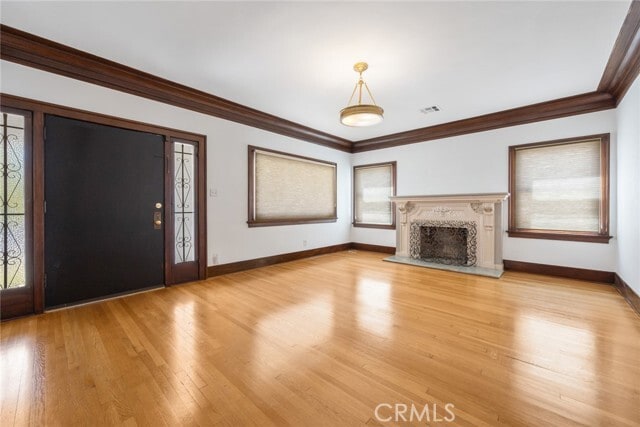 Photo - 1955 N Berendo St