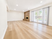 Photo - 404 Garda Ave