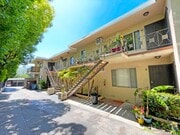 Photo - 3104 Montrose Ave Unit 6