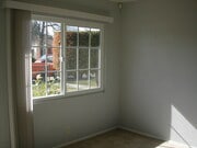 Photo - 654 Loranne Ave