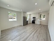 Photo - 19515 Cantara St House