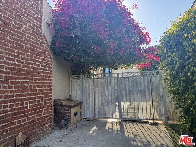 Photo - 1155 S La Jolla Ave House