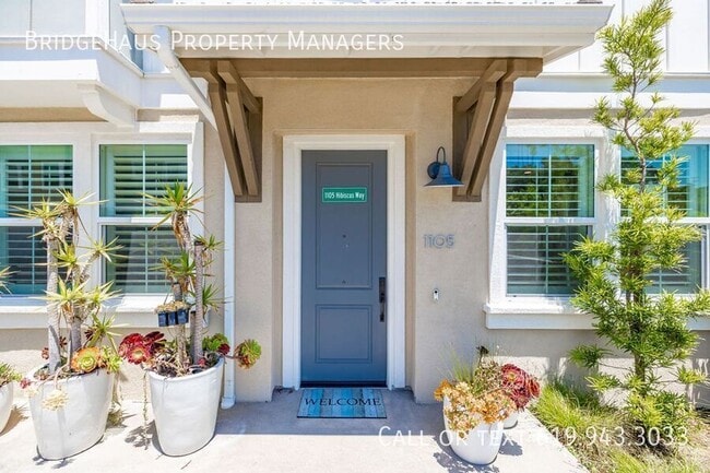 Photo - 1105 Hibiscus Way House