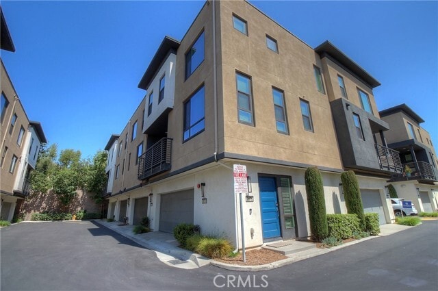 Photo - 2878 N Glassell St Condo