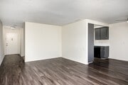 Photo - San Remos Apartments