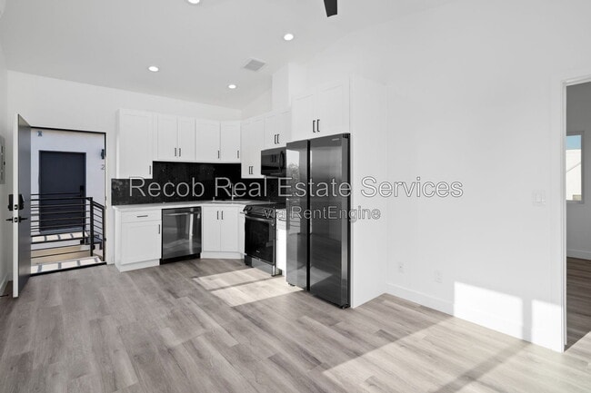 Photo - 4687 49th St Unit 2
